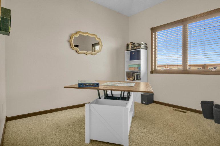 910 16th Avenue Kearney, Nebraska 68845, 5 Bedrooms Bedrooms, ,3 BathroomsBathrooms,Residential,For Sale,910 16th Avenue,20261206