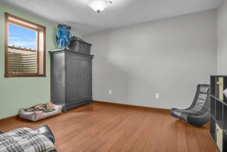 910 16th Avenue Kearney, Nebraska 68845, 5 Bedrooms Bedrooms, ,3 BathroomsBathrooms,Residential,For Sale,910 16th Avenue,20261206