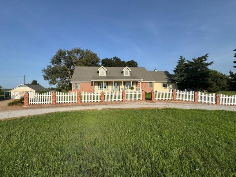 3100 S Southern Hills Drive Hastings, Nebraska 68901, 3 Bedrooms Bedrooms, ,3 BathroomsBathrooms,Residential,For Sale,3100 S Southern Hills Drive,20261205