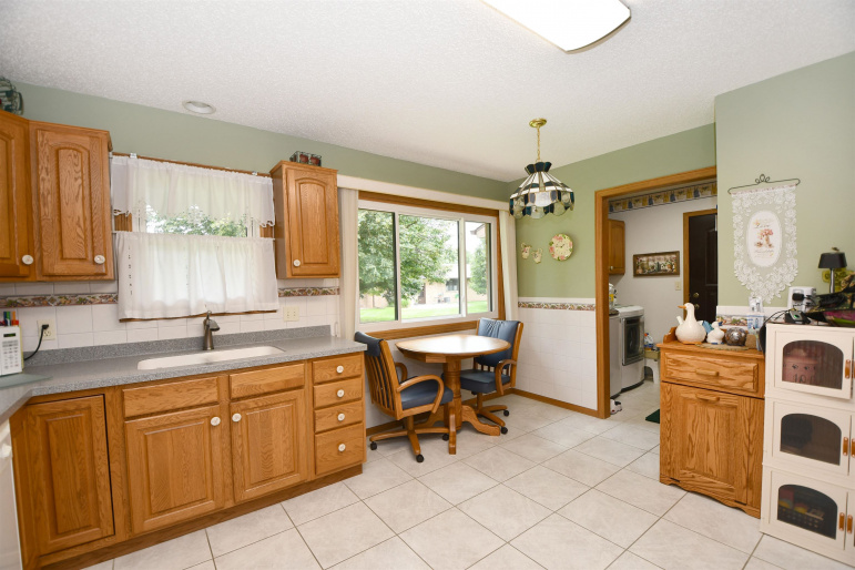 1509 E 44th Street Kearney, Nebraska 68847, 3 Bedrooms Bedrooms, ,2 BathroomsBathrooms,Residential,For Sale,1509 E 44th Street,20261201
