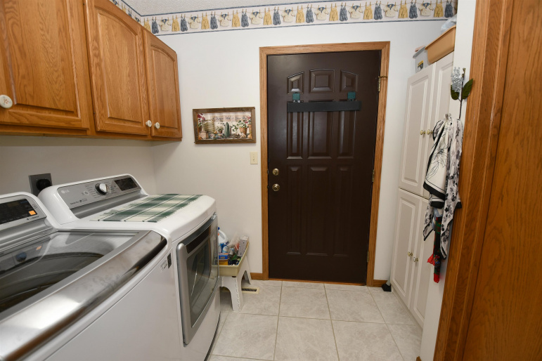 1509 E 44th Street Kearney, Nebraska 68847, 3 Bedrooms Bedrooms, ,2 BathroomsBathrooms,Residential,For Sale,1509 E 44th Street,20261201