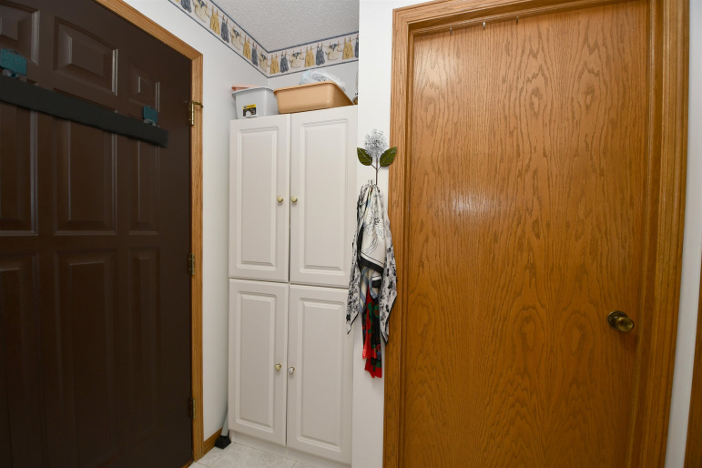1509 E 44th Street Kearney, Nebraska 68847, 3 Bedrooms Bedrooms, ,2 BathroomsBathrooms,Residential,For Sale,1509 E 44th Street,20261201