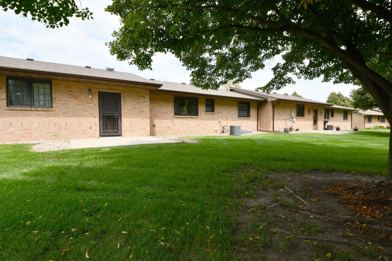 1509 E 44th Street Kearney, Nebraska 68847, 3 Bedrooms Bedrooms, ,2 BathroomsBathrooms,Residential,For Sale,1509 E 44th Street,20261201