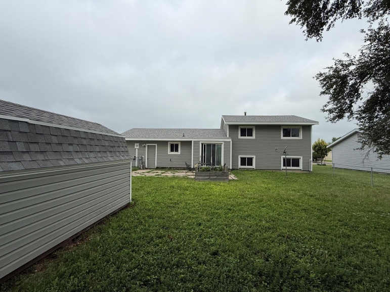 1304 Independence Street Lexington, Nebraska 68850, 4 Bedrooms Bedrooms, ,2 BathroomsBathrooms,Residential,For Sale,1304 Independence Street,20261209