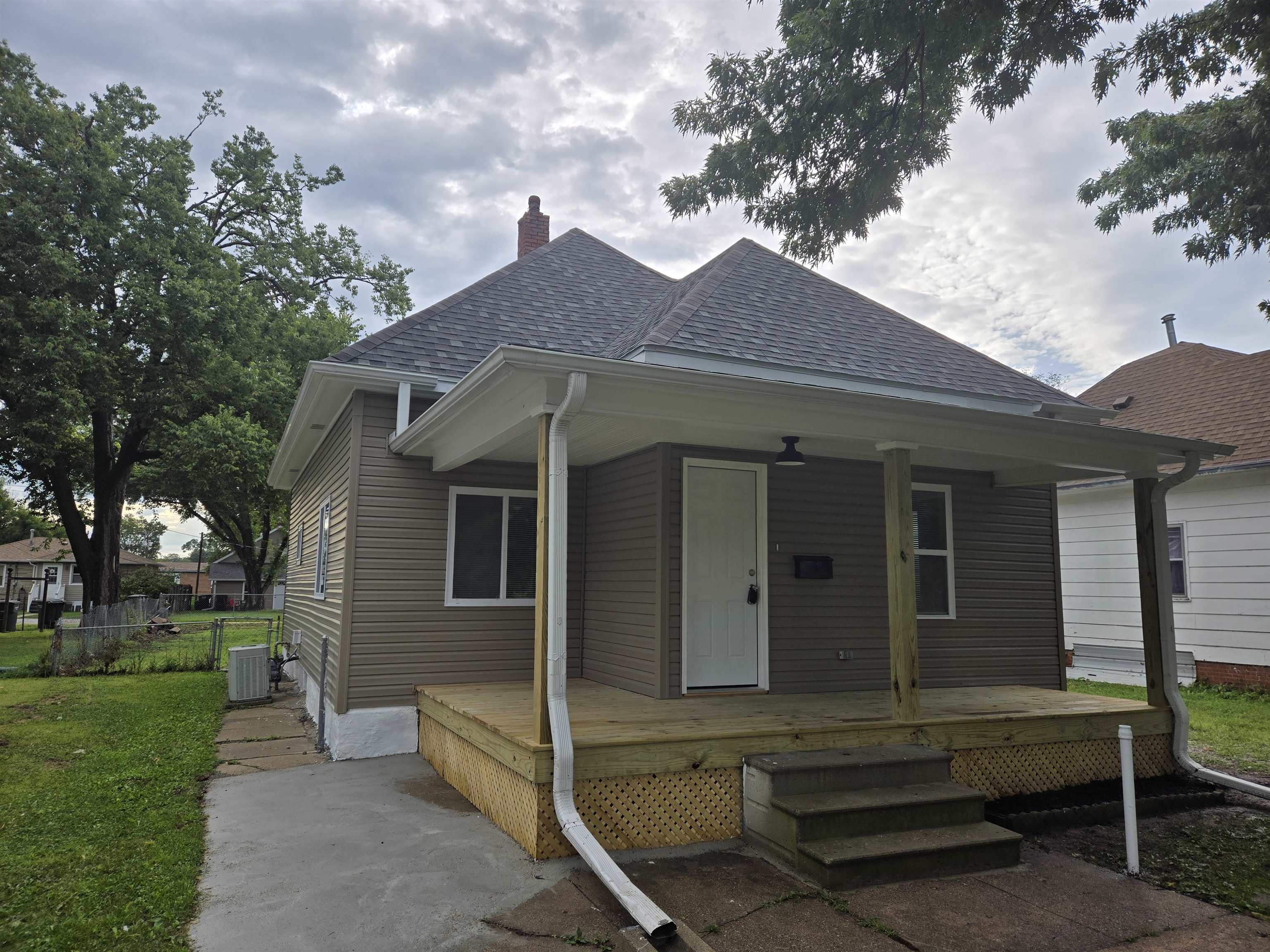 513 S Chicago Avenue Hastings, Nebraska 68901, 3 Bedrooms Bedrooms, ,1 BathroomBathrooms,Residential,For Sale,513 S Chicago Avenue,20261215