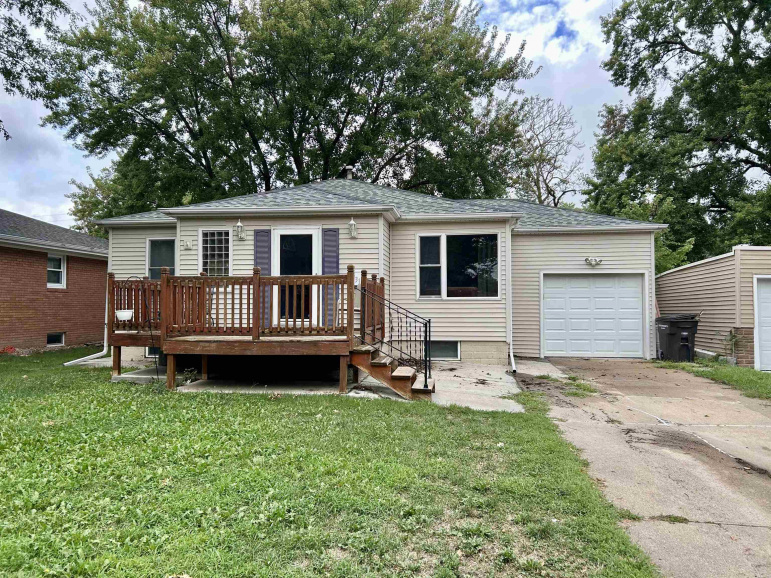 1331 N Colorado Avenue Hastings, Nebraska 68901, 2 Bedrooms Bedrooms, ,2 BathroomsBathrooms,Residential,For Sale,1331 N Colorado Avenue,20261214