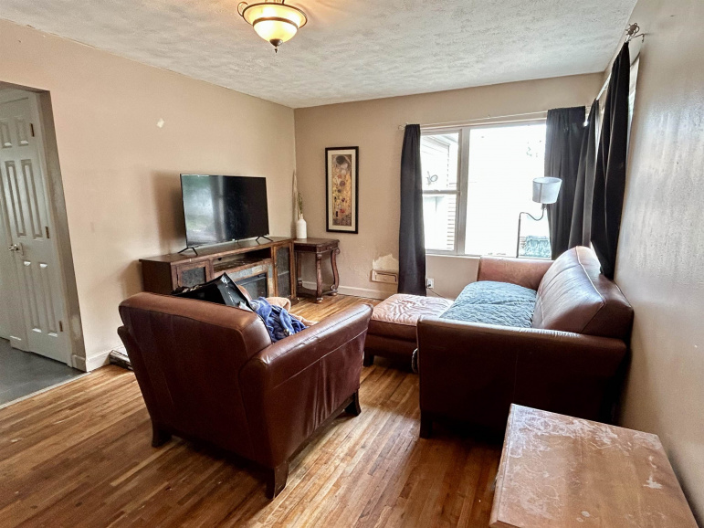 1331 N Colorado Avenue Hastings, Nebraska 68901, 2 Bedrooms Bedrooms, ,2 BathroomsBathrooms,Residential,For Sale,1331 N Colorado Avenue,20261214