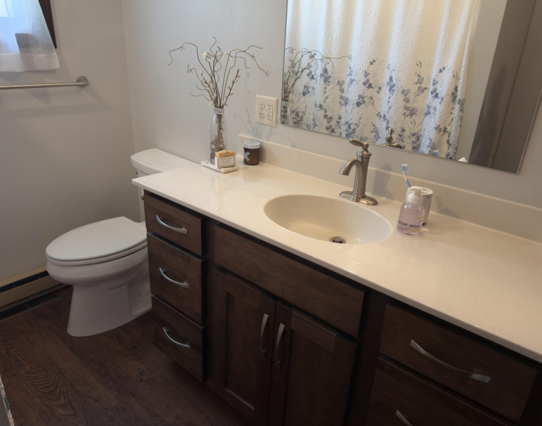727 Valley Chase Avenue Hastings, Nebraska 68901-0000, 3 Bedrooms Bedrooms, ,2 BathroomsBathrooms,Residential,For Sale,727 Valley Chase Avenue,20260928