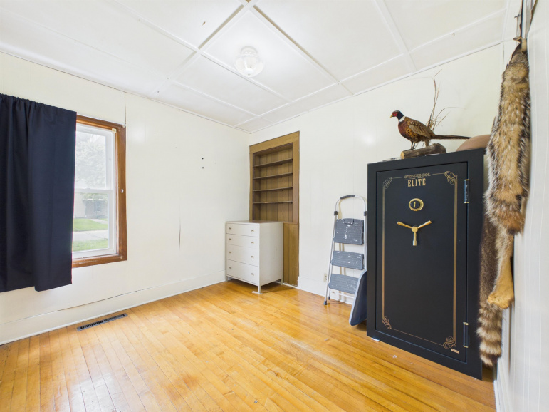 206 E 1st Street Minden, Nebraska 68959, 3 Bedrooms Bedrooms, ,1 BathroomBathrooms,Residential,For Sale,206 E 1st Street,20261222