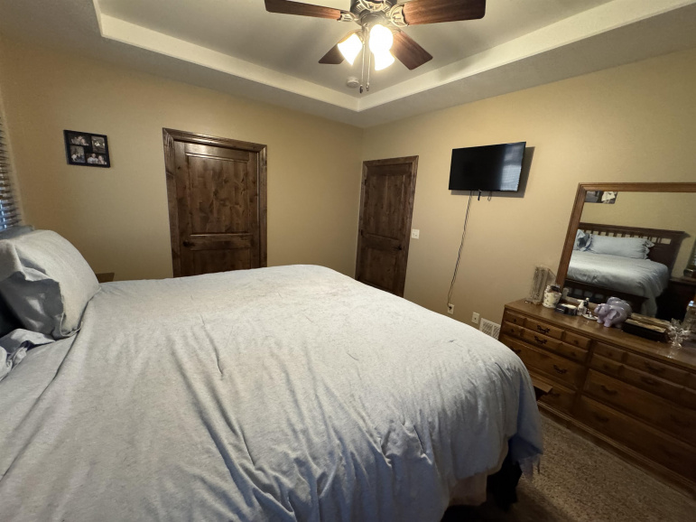 1320 Nalan Drive Juniata, Nebraska 68955, 4 Bedrooms Bedrooms, ,3 BathroomsBathrooms,Residential,For Sale,1320 Nalan Drive,20261221