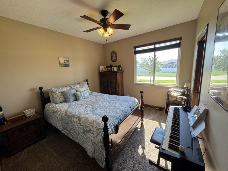 1320 Nalan Drive Juniata, Nebraska 68955, 4 Bedrooms Bedrooms, ,3 BathroomsBathrooms,Residential,For Sale,1320 Nalan Drive,20261221