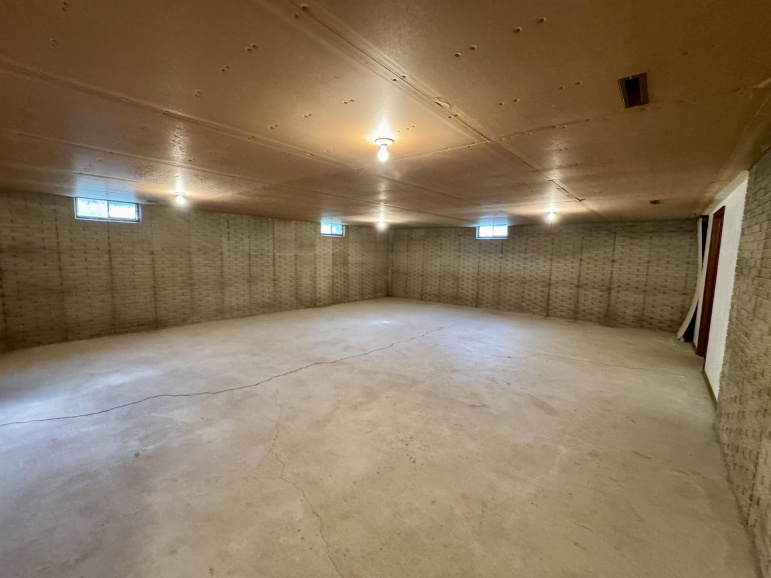 6080 E Lochland Road Trumbull, Nebraska 68980, 3 Bedrooms Bedrooms, ,3 BathroomsBathrooms,Residential,For Sale,6080 E Lochland Road,20261220