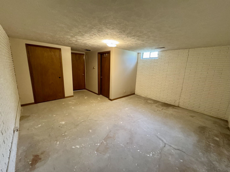 6080 E Lochland Road Trumbull, Nebraska 68980, 3 Bedrooms Bedrooms, ,3 BathroomsBathrooms,Residential,For Sale,6080 E Lochland Road,20261220