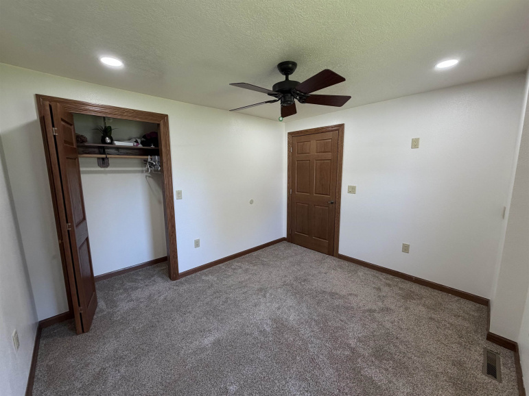 406 Cherokee Road Lexington, Nebraska 68850, 4 Bedrooms Bedrooms, ,3 BathroomsBathrooms,Residential,For Sale,406 Cherokee Road,20261234