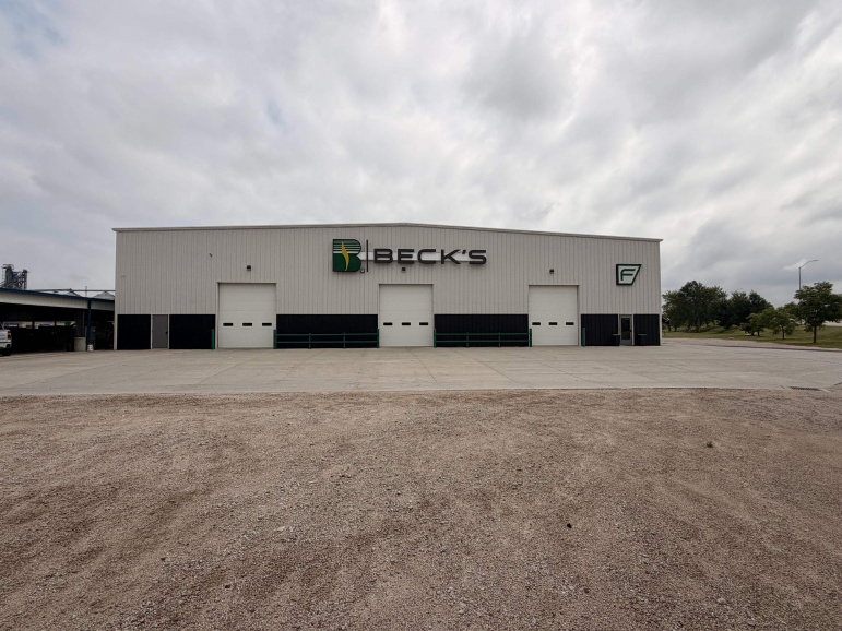 405 Lake Avenue Gothenburg, Nebraska 69138-0000, ,Commercial/industrial,For Sale,405 Lake Avenue,20261237