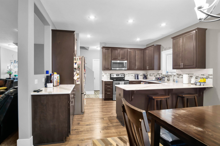 16835 Center Place Road Kearney, Nebraska 68847, 5 Bedrooms Bedrooms, ,3 BathroomsBathrooms,Residential,For Sale,16835 Center Place Road,20261228