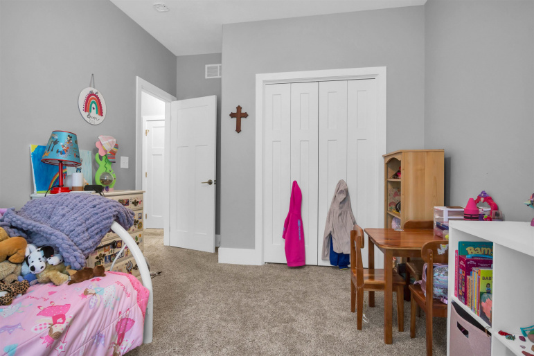 16835 Center Place Road Kearney, Nebraska 68847, 5 Bedrooms Bedrooms, ,3 BathroomsBathrooms,Residential,For Sale,16835 Center Place Road,20261228