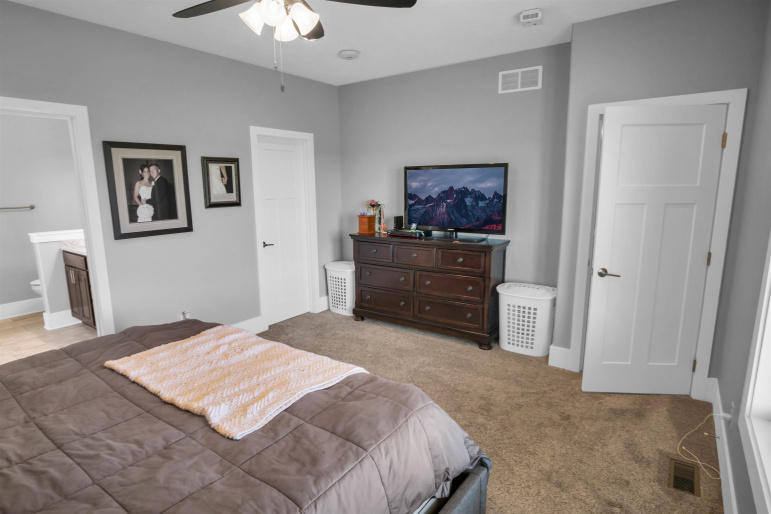 16835 Center Place Road Kearney, Nebraska 68847, 5 Bedrooms Bedrooms, ,3 BathroomsBathrooms,Residential,For Sale,16835 Center Place Road,20261228
