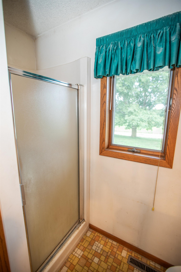 12080 Antioch Avenue Glenvil, Nebraska 68941, 3 Bedrooms Bedrooms, ,2 BathroomsBathrooms,Residential,For Sale,12080 Antioch Avenue,20261240