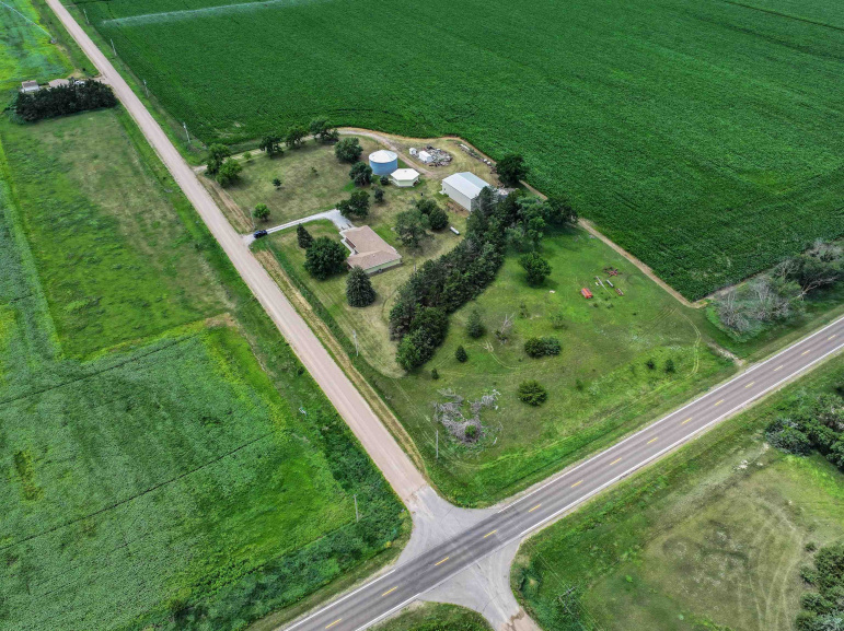12080 Antioch Avenue Glenvil, Nebraska 68941, 3 Bedrooms Bedrooms, ,2 BathroomsBathrooms,Residential,For Sale,12080 Antioch Avenue,20261240