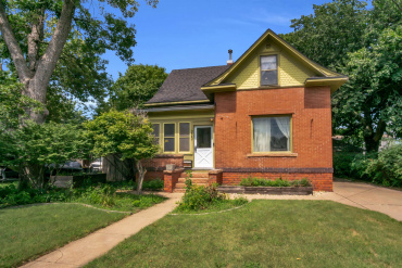 223 E 2nd Street Hastings, Nebraska 68901, 4 Bedrooms Bedrooms, ,2 BathroomsBathrooms,Residential,For Sale,223 E 2nd Street,20261239