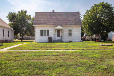 121 S Minden Ave Minden, Nebraska 68959, 2 Bedrooms Bedrooms, ,1 BathroomBathrooms,Residential,For Sale,121 S Minden Ave,20261249