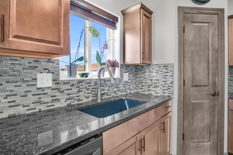 2303 E 37th Street Kearney, Nebraska 68847, 5 Bedrooms Bedrooms, ,3 BathroomsBathrooms,Residential,For Sale,2303 E 37th Street,20261256