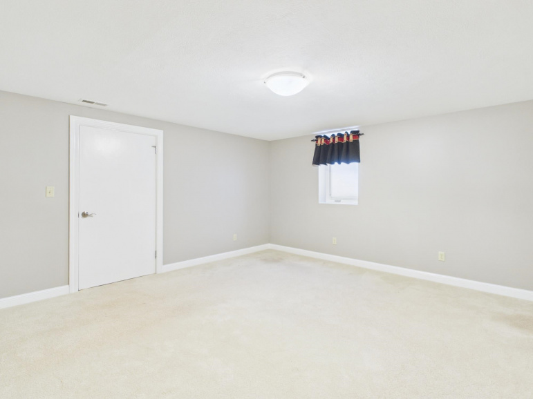 12033 725 Road Wilcox, Nebraska 68982, 5 Bedrooms Bedrooms, ,4 BathroomsBathrooms,Residential,For Sale,12033 725 Road,20261254