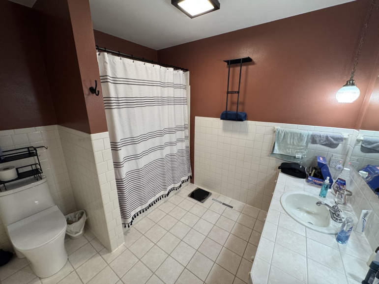 2360 N Elm Avenue Hastings, Nebraska 68901, 4 Bedrooms Bedrooms, ,4 BathroomsBathrooms,Residential,For Sale,2360 N Elm Avenue,20261252