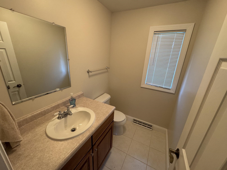 2360 N Elm Avenue Hastings, Nebraska 68901, 4 Bedrooms Bedrooms, ,4 BathroomsBathrooms,Residential,For Sale,2360 N Elm Avenue,20261252