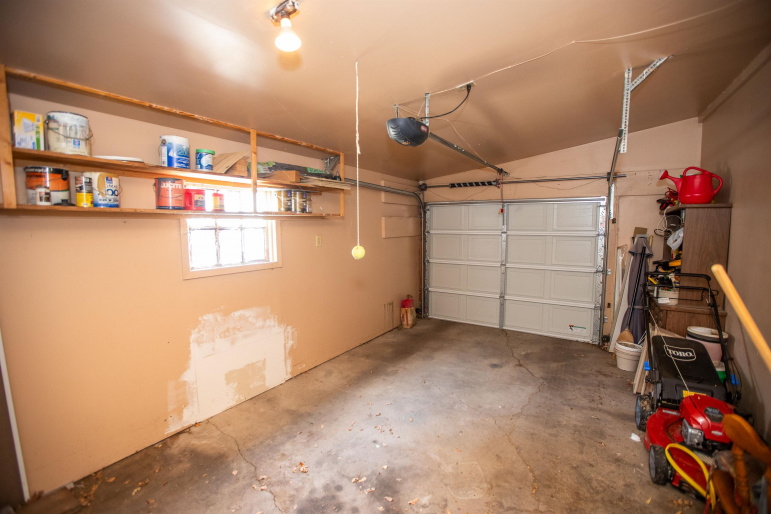 1823 Bateman Street Hastings, Nebraska 68901, 2 Bedrooms Bedrooms, ,1 BathroomBathrooms,Residential,For Sale,1823 Bateman Street,20261251