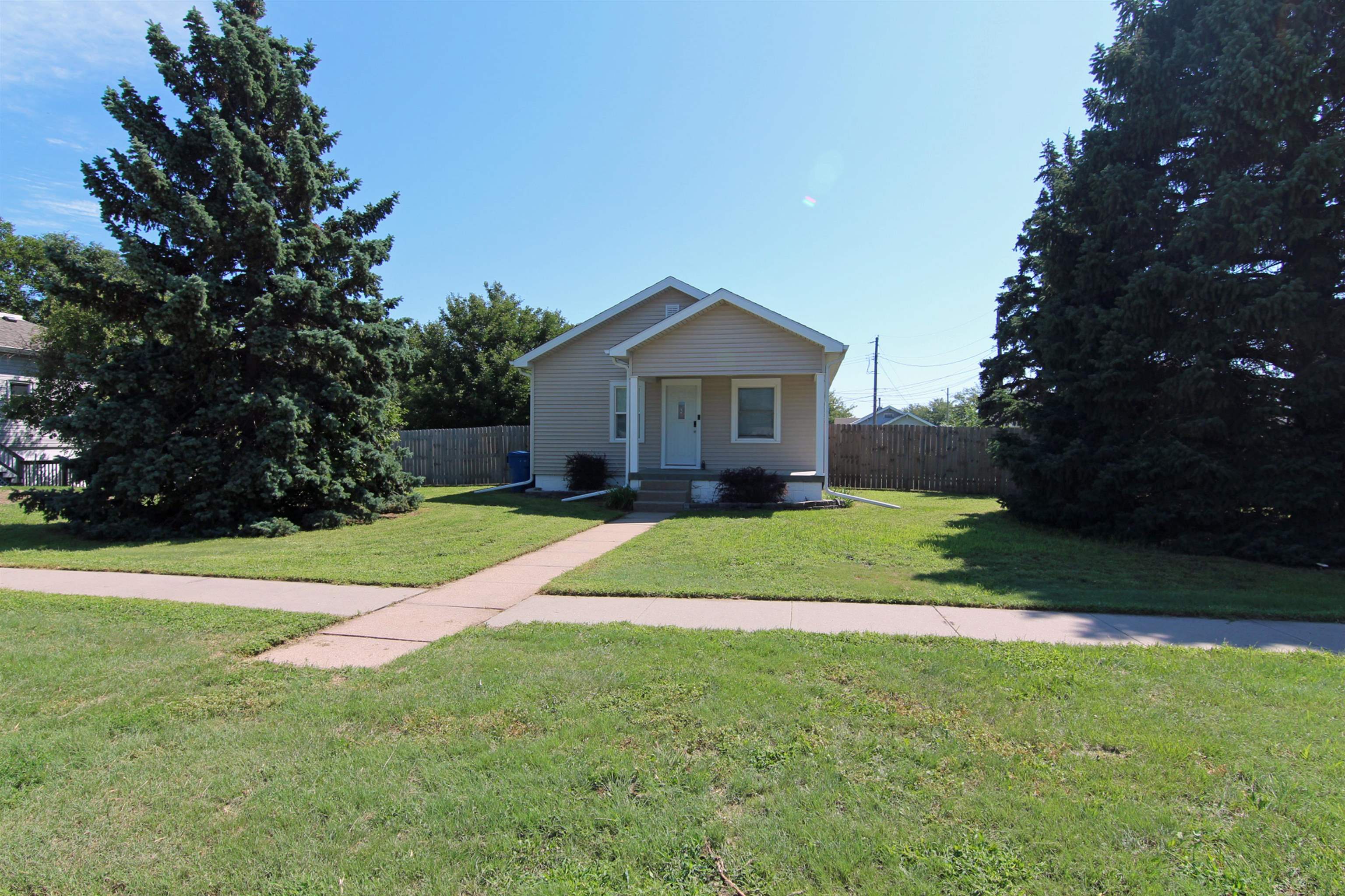 903 E 14th Street Kearney, Nebraska 68847, 4 Bedrooms Bedrooms, ,2 BathroomsBathrooms,Residential,For Sale,903 E 14th Street,20261270