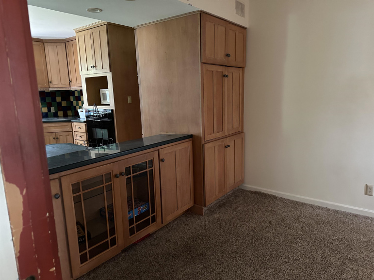905 N Elm Avenue Hastings, Nebraska 68901, 4 Bedrooms Bedrooms, ,3 BathroomsBathrooms,Residential,For Sale,905 N Elm Avenue,20261268