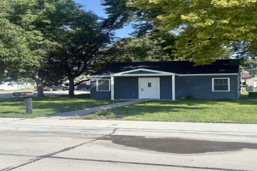 904 17th Street Gothenburg, Nebraska 69138, 2 Bedrooms Bedrooms, ,1 BathroomBathrooms,Residential,For Sale,904 17th Street,20261266