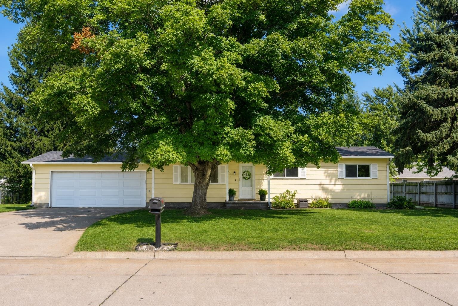 1315 7th Avenue Kearney, Nebraska 68845, 4 Bedrooms Bedrooms, ,2 BathroomsBathrooms,Residential,For Sale,1315 7th Avenue,20261263