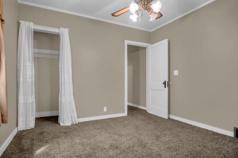 1220 5th Avenue Kearney, Nebraska 68845, 2 Bedrooms Bedrooms, ,2 BathroomsBathrooms,Residential,For Sale,1220 5th Avenue,20261282