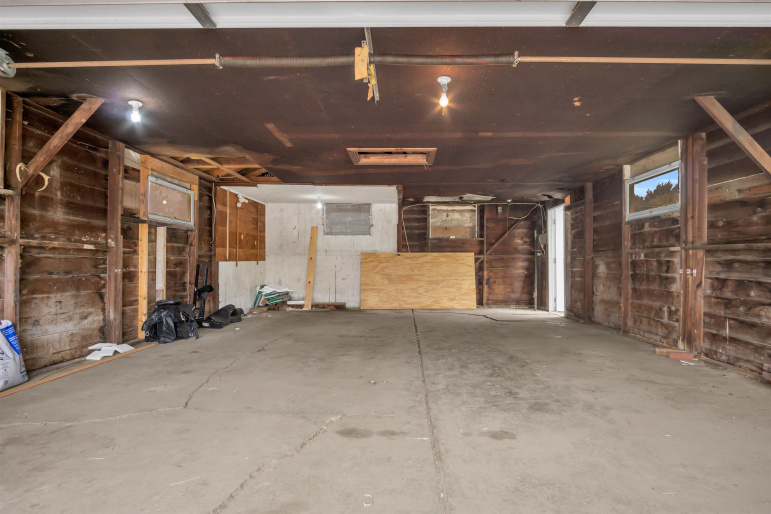 1220 5th Avenue Kearney, Nebraska 68845, 2 Bedrooms Bedrooms, ,2 BathroomsBathrooms,Residential,For Sale,1220 5th Avenue,20261282