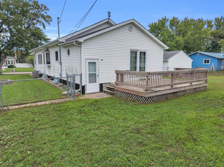 1220 5th Avenue Kearney, Nebraska 68845, 2 Bedrooms Bedrooms, ,2 BathroomsBathrooms,Residential,For Sale,1220 5th Avenue,20261282