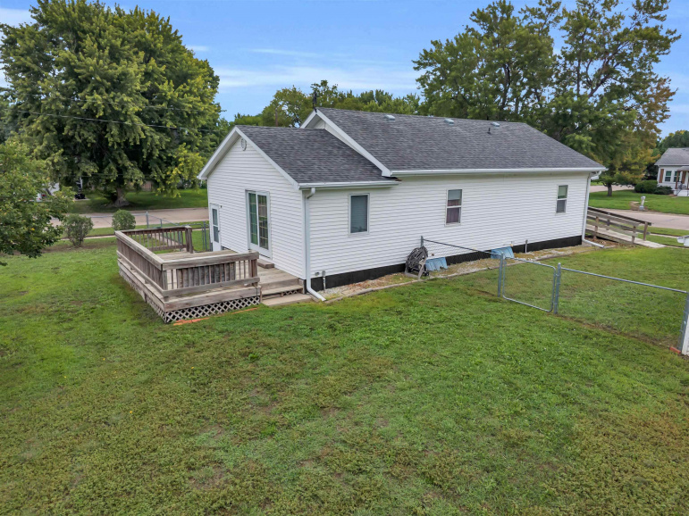 1220 5th Avenue Kearney, Nebraska 68845, 2 Bedrooms Bedrooms, ,2 BathroomsBathrooms,Residential,For Sale,1220 5th Avenue,20261282