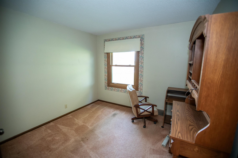 3360 S Southern Hills Drive Hastings, Nebraska 68901, 3 Bedrooms Bedrooms, ,3 BathroomsBathrooms,Residential,For Sale,3360 S Southern Hills Drive,20261280