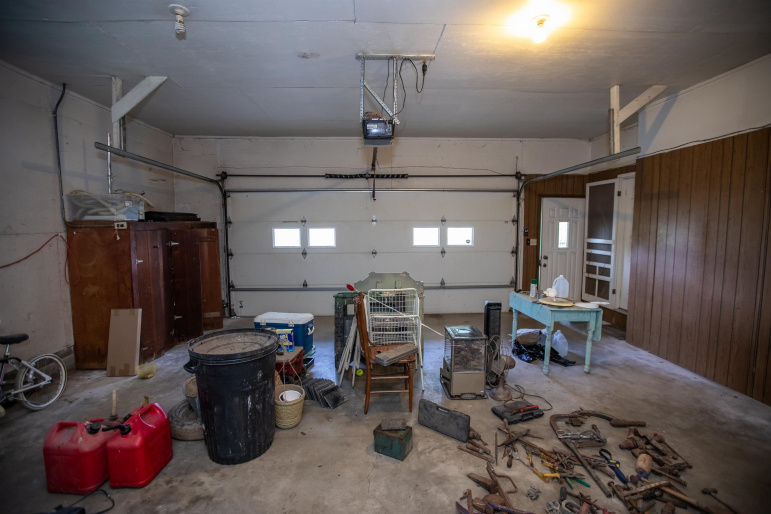 3360 S Southern Hills Drive Hastings, Nebraska 68901, 3 Bedrooms Bedrooms, ,3 BathroomsBathrooms,Residential,For Sale,3360 S Southern Hills Drive,20261280