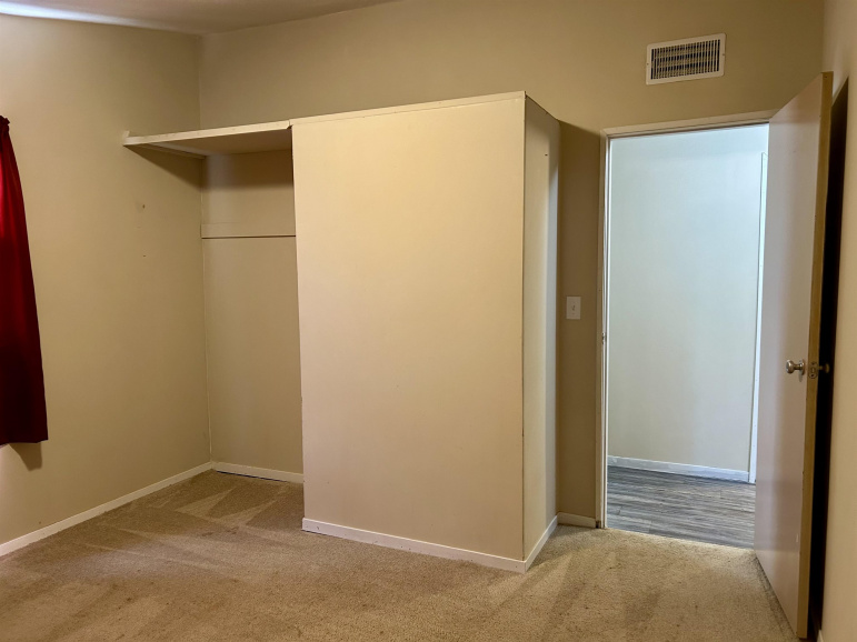422 Queen City Avenue Hastings, Nebraska 68901, 3 Bedrooms Bedrooms, ,1 BathroomBathrooms,Residential,For Sale,422 Queen City Avenue,20261279