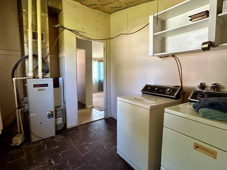 422 Queen City Avenue Hastings, Nebraska 68901, 3 Bedrooms Bedrooms, ,1 BathroomBathrooms,Residential,For Sale,422 Queen City Avenue,20261279