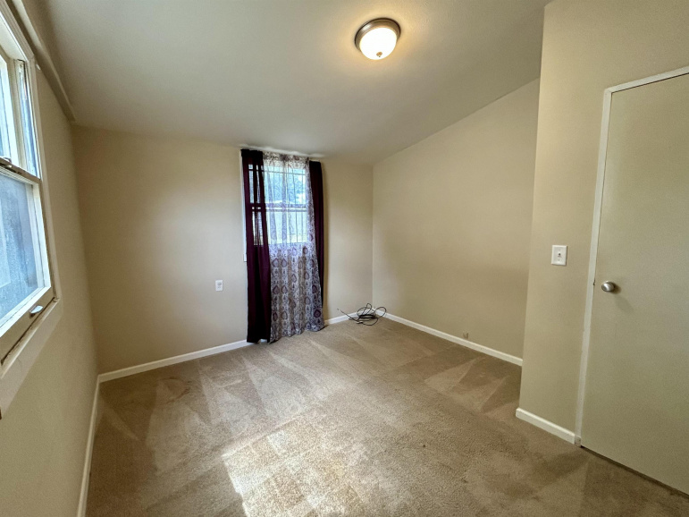 422 Queen City Avenue Hastings, Nebraska 68901, 3 Bedrooms Bedrooms, ,1 BathroomBathrooms,Residential,For Sale,422 Queen City Avenue,20261279