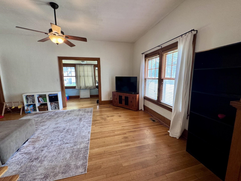 2100 8th Avenue Kearney, Nebraska 68845, 4 Bedrooms Bedrooms, ,2 BathroomsBathrooms,Residential,For Sale,2100 8th Avenue,20261082