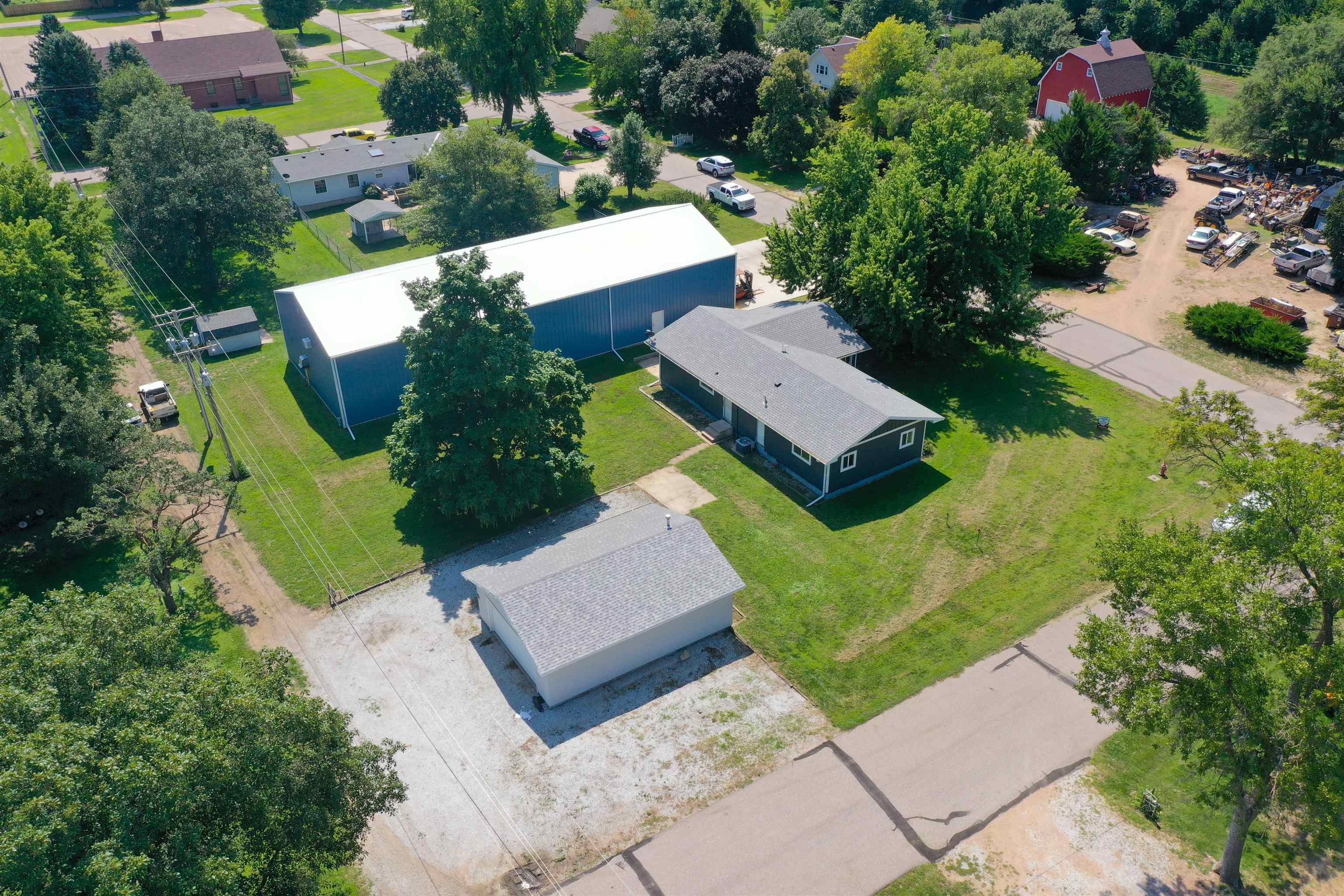 522 N Derby Avenue Giltner, Nebraska 68841, 3 Bedrooms Bedrooms, ,2 BathroomsBathrooms,Residential,For Sale,522 N Derby Avenue,20261287