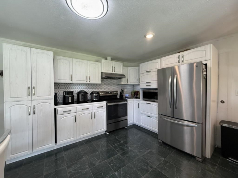 1406 Liberty Drive Lexington, Nebraska 68850, 4 Bedrooms Bedrooms, ,2 BathroomsBathrooms,Residential,For Sale,1406 Liberty Drive,20261291