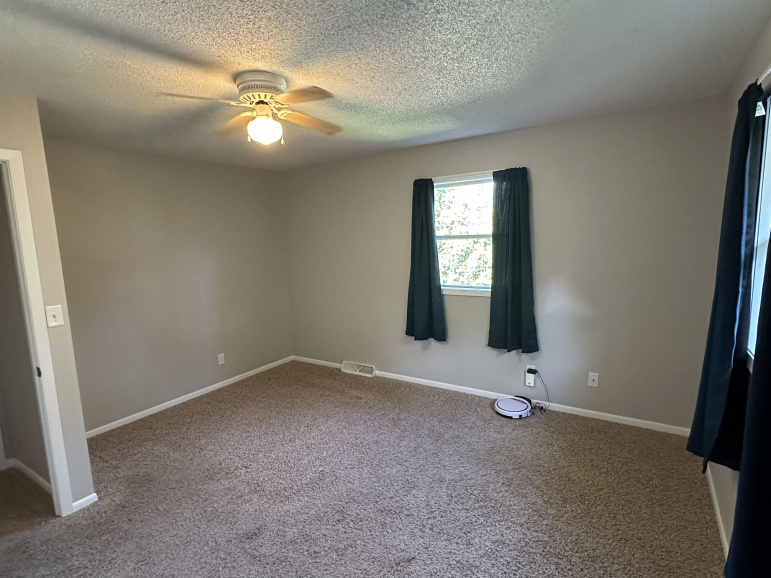3807 13th Avenue Kearney, Nebraska 68845, 5 Bedrooms Bedrooms, ,3 BathroomsBathrooms,Residential,For Sale,3807 13th Avenue,20261304