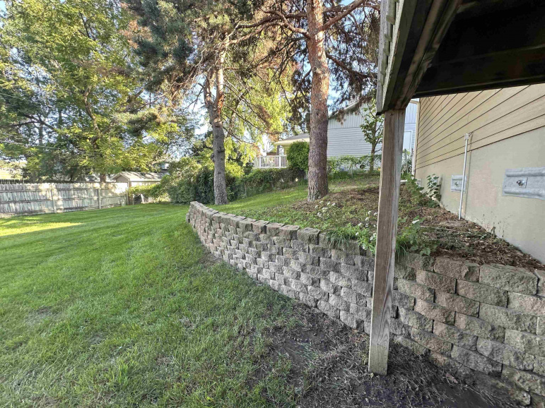 3807 13th Avenue Kearney, Nebraska 68845, 5 Bedrooms Bedrooms, ,3 BathroomsBathrooms,Residential,For Sale,3807 13th Avenue,20261304