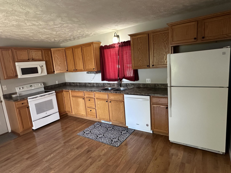 3807 13th Avenue Kearney, Nebraska 68845, 5 Bedrooms Bedrooms, ,3 BathroomsBathrooms,Residential,For Sale,3807 13th Avenue,20261304